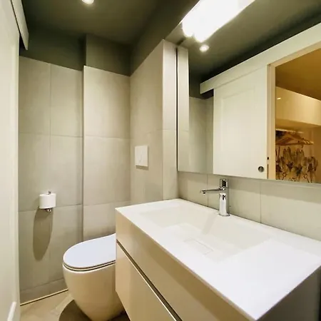 Apartment Sweet Time Venice, Luxury San Marco Frezzaria Apt! Venice