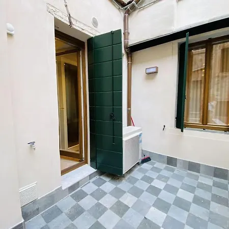 Sweet Time Venice, Luxury San Marco Frezzaria Apt! البندقية