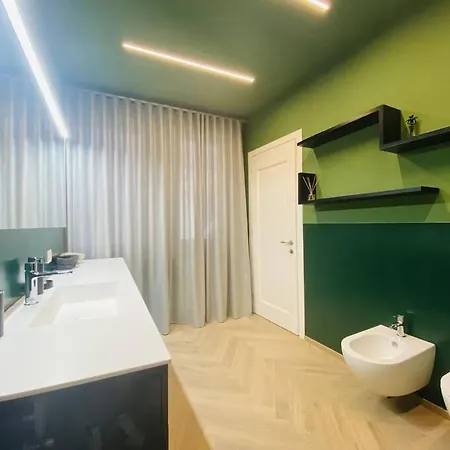 Sweet Time Venice, Luxury San Marco Frezzaria Apt! شقة *
