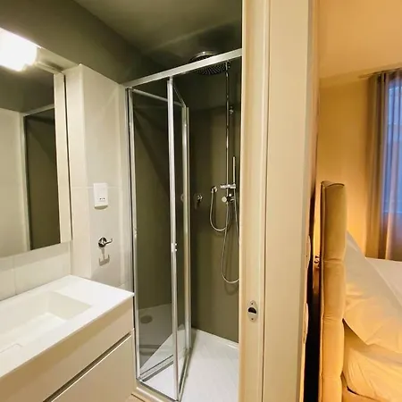 Apartment Sweet Time Venice, Luxury San Marco Frezzaria Apt!