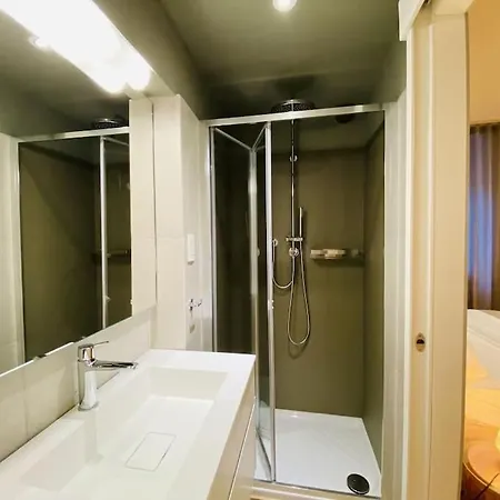 Sweet Time Venice, Luxury San Marco Frezzaria Apt! 아파트